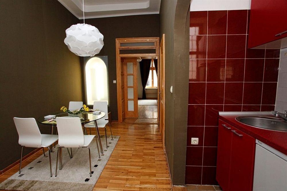 Hostel Bed&Coffee 360° Belgrado Exterior foto